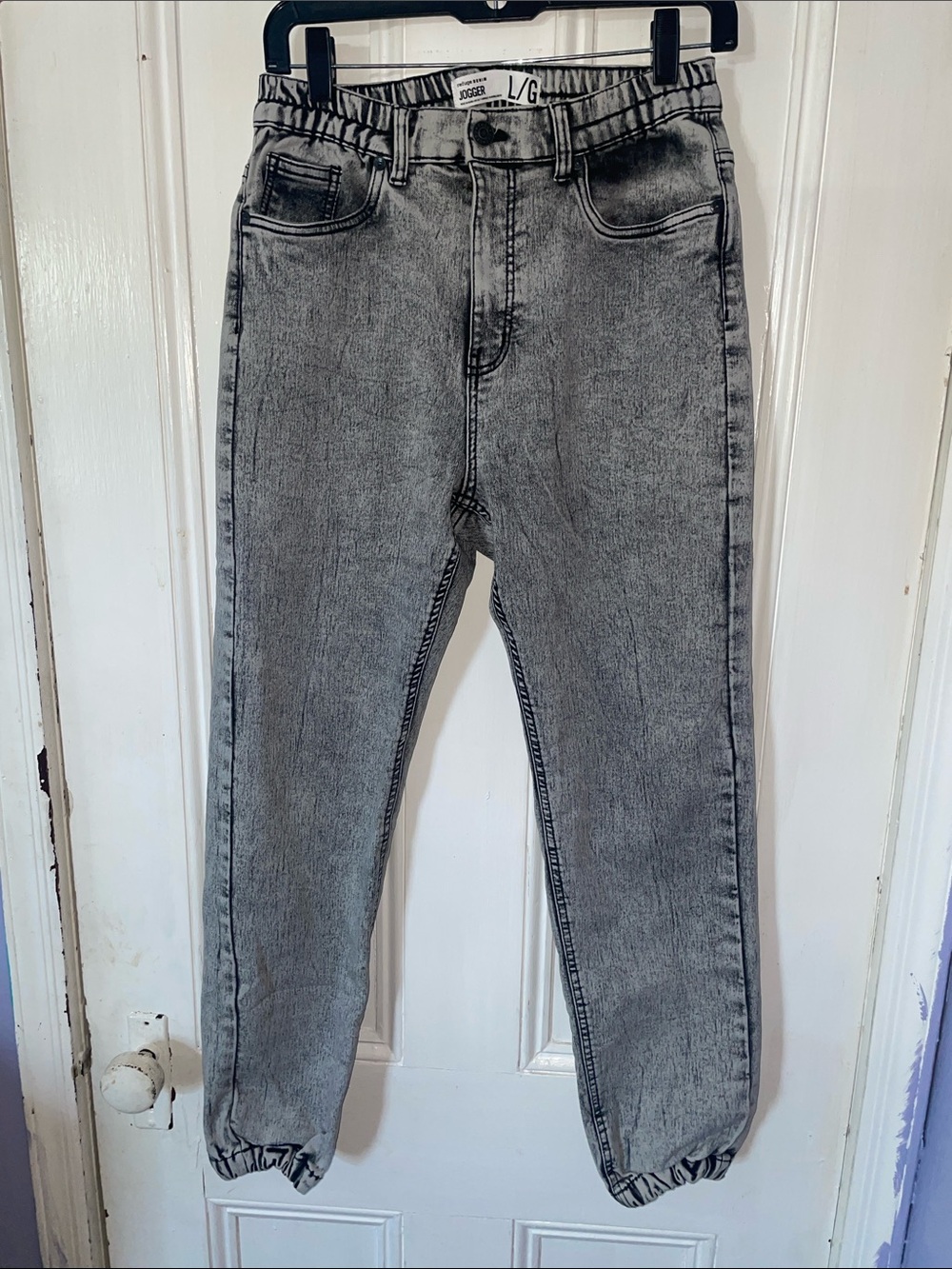 refuge Gray Washed Slim Straight Jogger size large with elastic on the leg